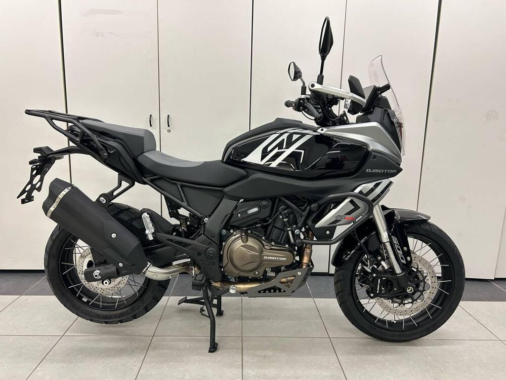 QJ Motor SRT 600 SX (2024 - 25) (2)