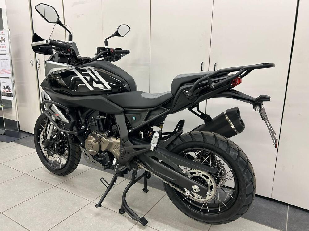 QJ Motor SRT 600 SX (2024 - 25) (5)