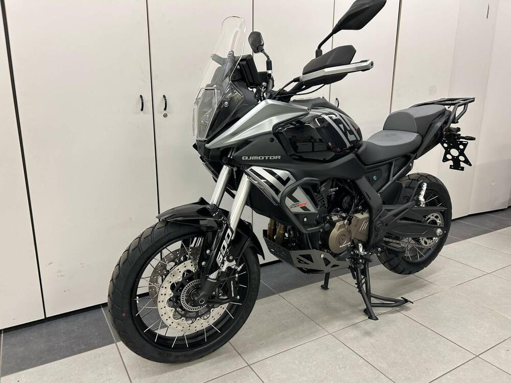 QJ Motor SRT 600 SX (2024 - 25) (6)