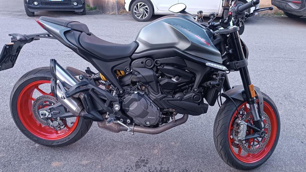 Ducati Monster 937 + (2021 - 25) (2)