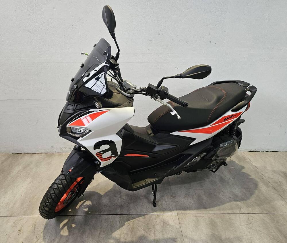 Aprilia SR GT 200 Sport (2025 - 26) (2)