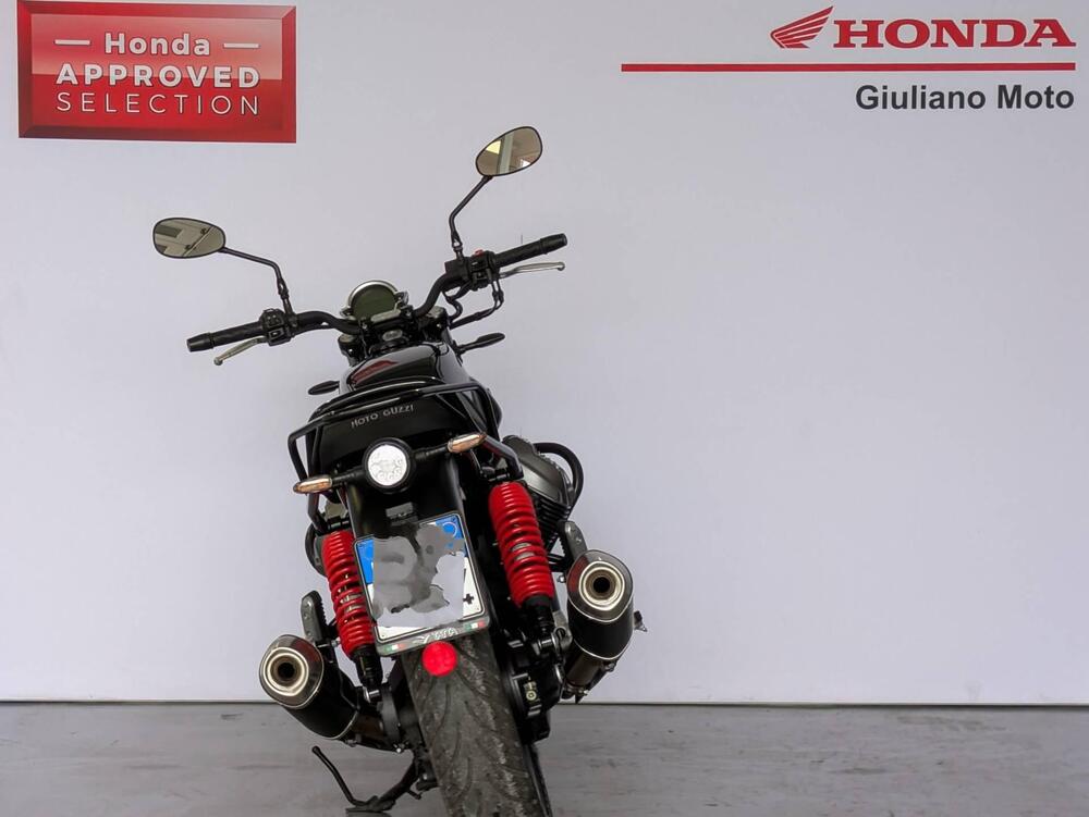 Moto Guzzi V7 Special (2021 - 24) (4)