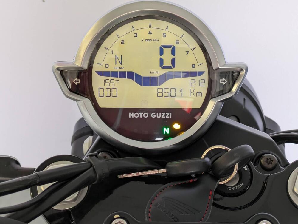Moto Guzzi V7 Special (2021 - 24) (5)