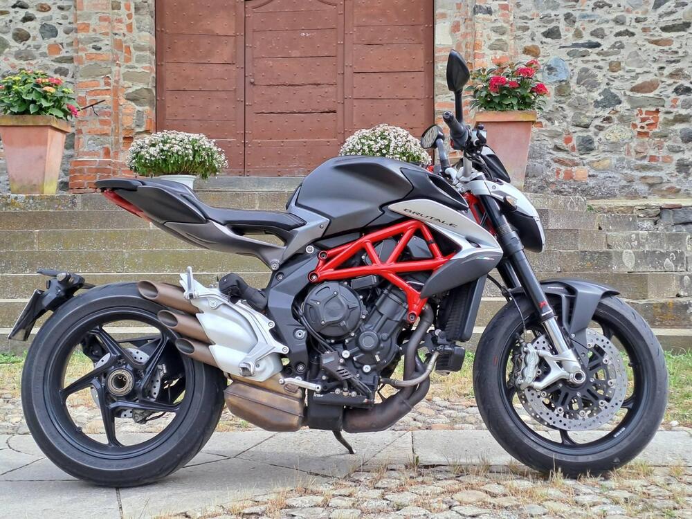 MV Agusta Brutale 800 EAS ABS (2016 - 19) (2)