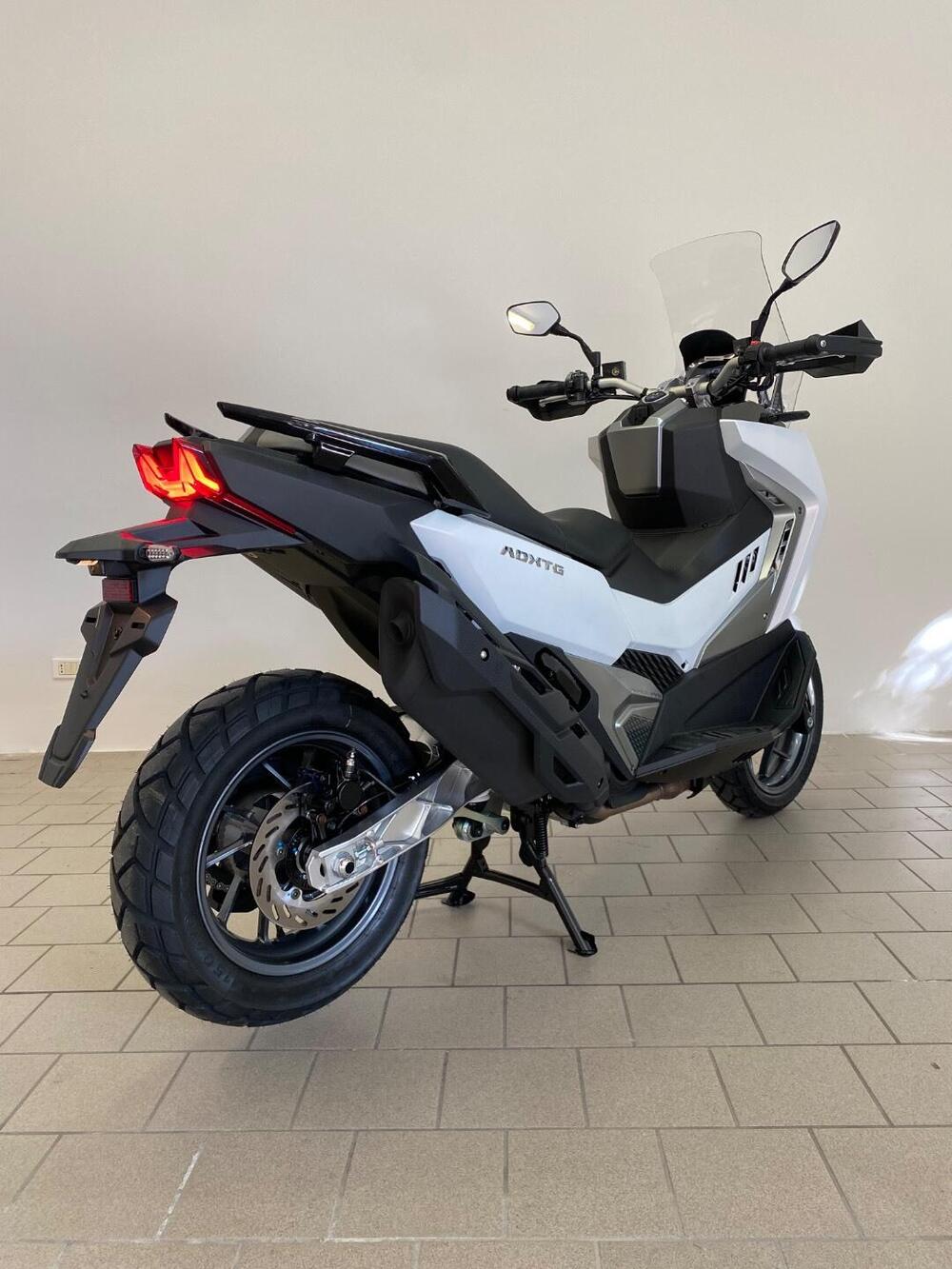 Sym ADXTG 400 (2025) (8)