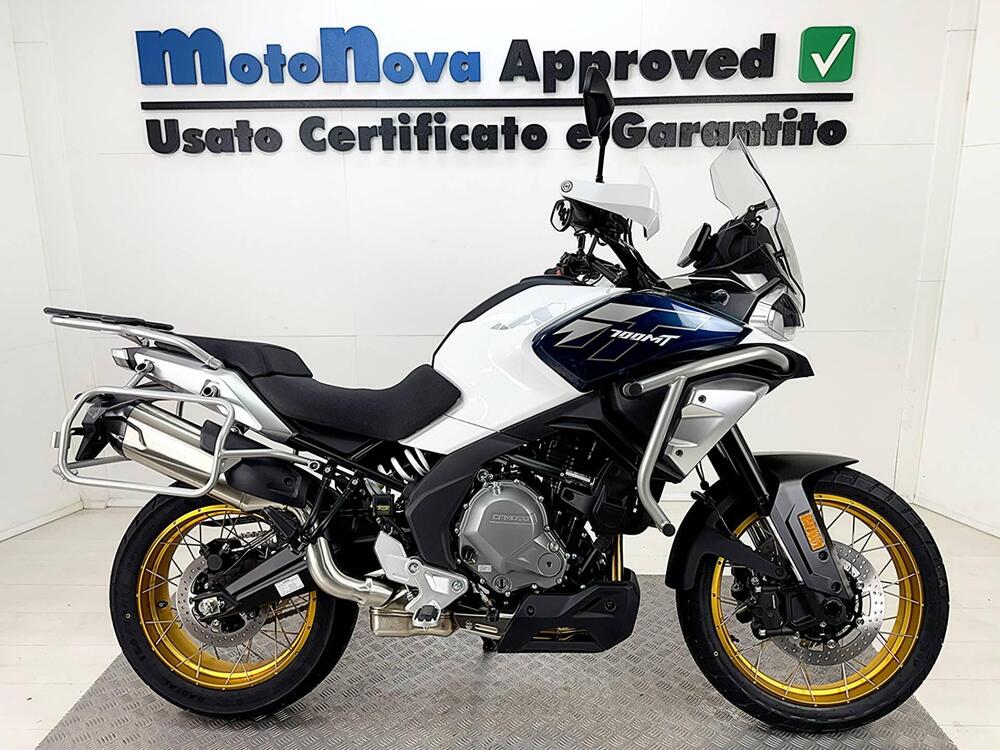 CFMOTO 700MT Adventure (2025) (4)