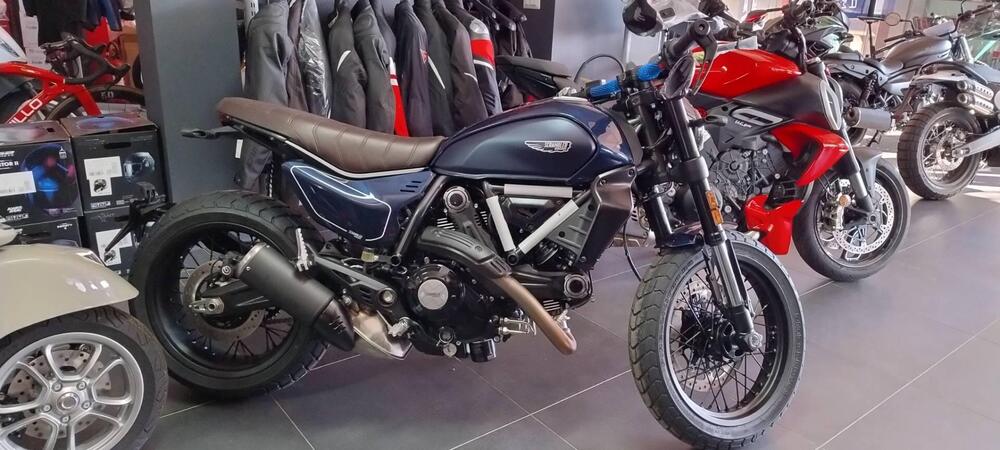 Ducati Scrambler 800 Nightshift (2023 - 25)