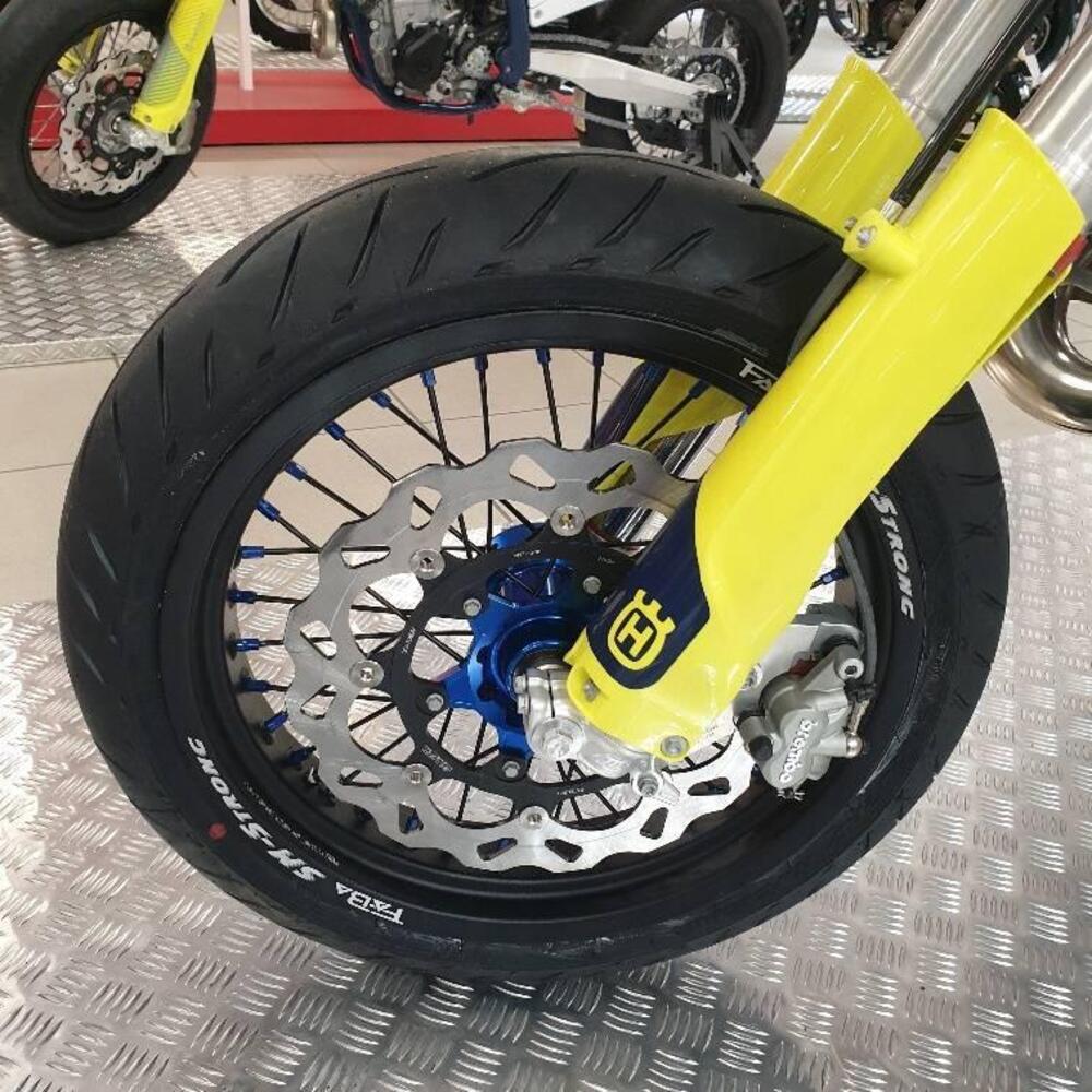 Husqvarna SMR 125 (2011 - 13) (4)