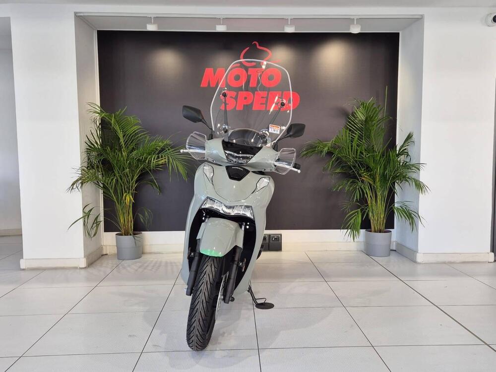 Honda SH 125i (2024 - 25) (5)