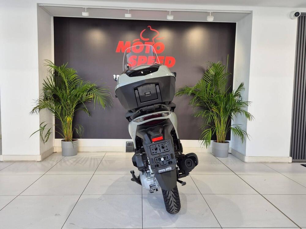 Honda SH 125i (2024 - 25) (7)