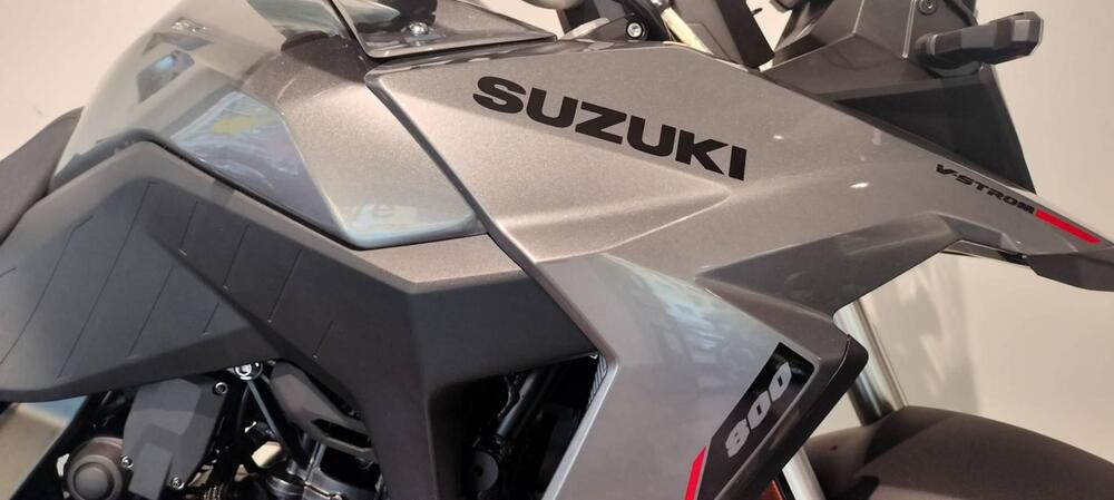 Suzuki V-Strom 800SE (2025) (6)