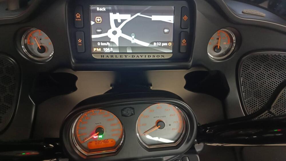 Harley-Davidson 1690 Road Glide Special (2013 - 16) (5)