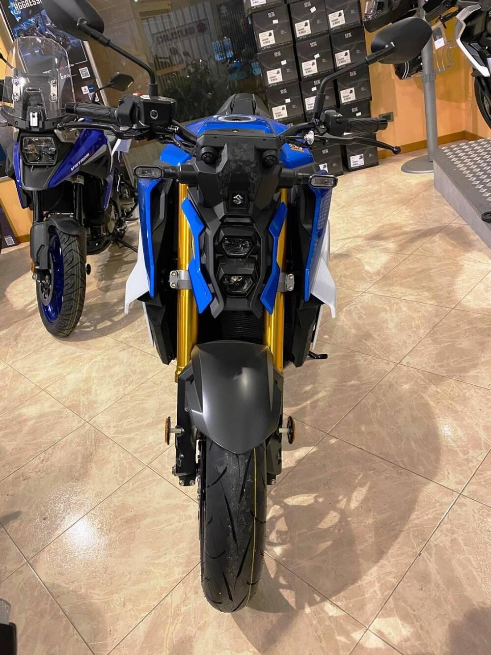 Suzuki GSX-S1000 EVO (2025) (3)