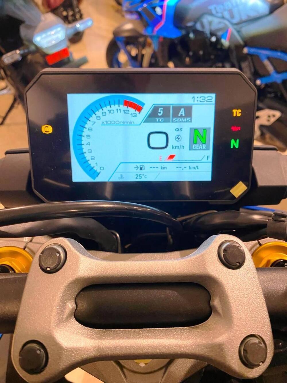 Suzuki GSX-S1000 EVO (2025) (6)