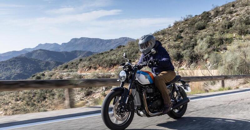 Triumph Speed Twin 900: pi&ugrave; modern che classic. Rispondiamo alle vostre domande [VIDEO]