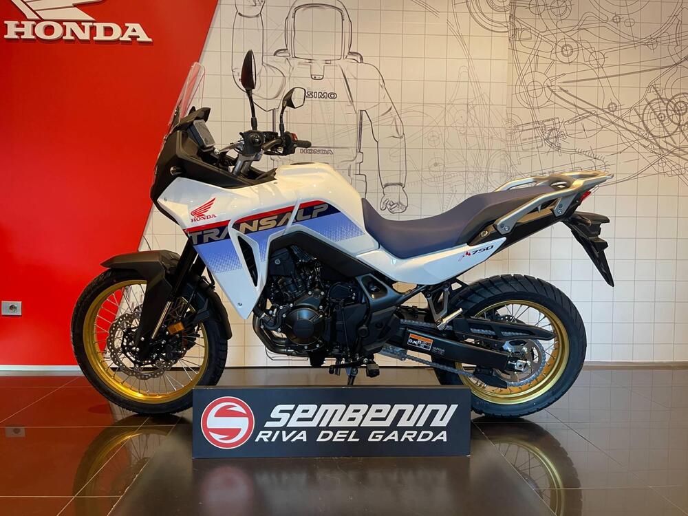 Honda Transalp XL750 (2025) (6)