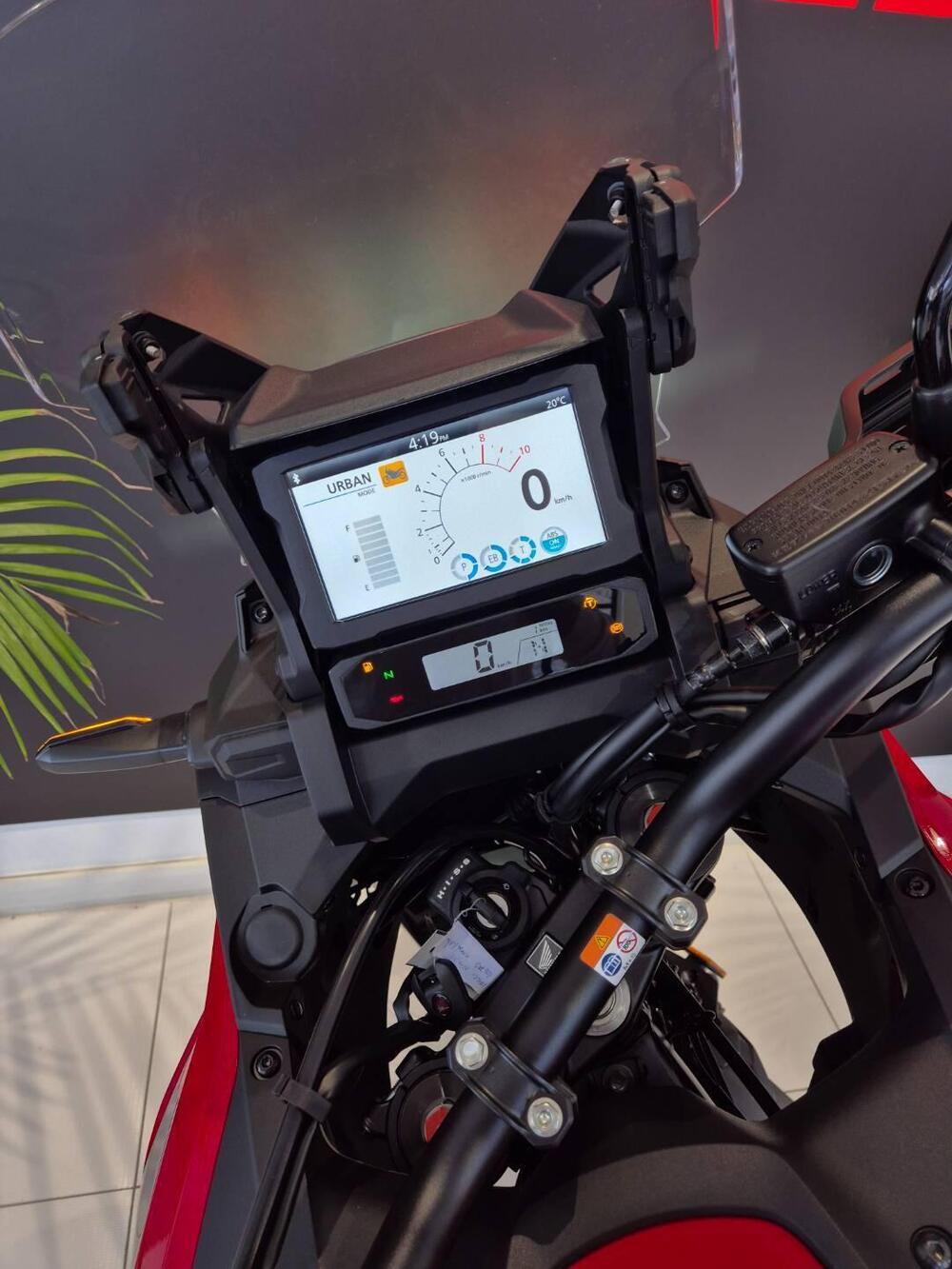 Honda Africa Twin CRF 1100L (2024 - 25) (6)