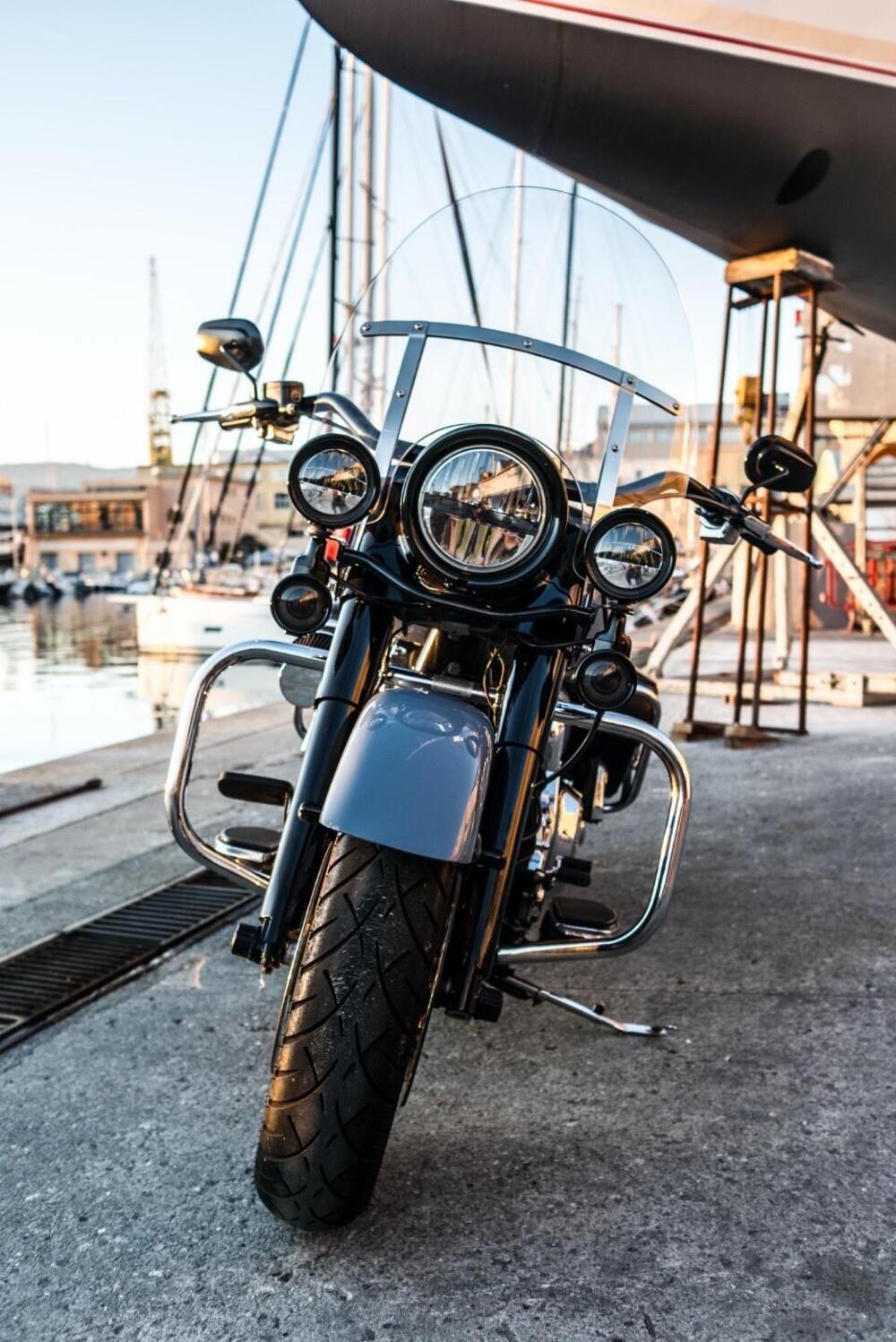 Harley-Davidson 103 Road King Classic (2011 - 13) - FLHRC (6)