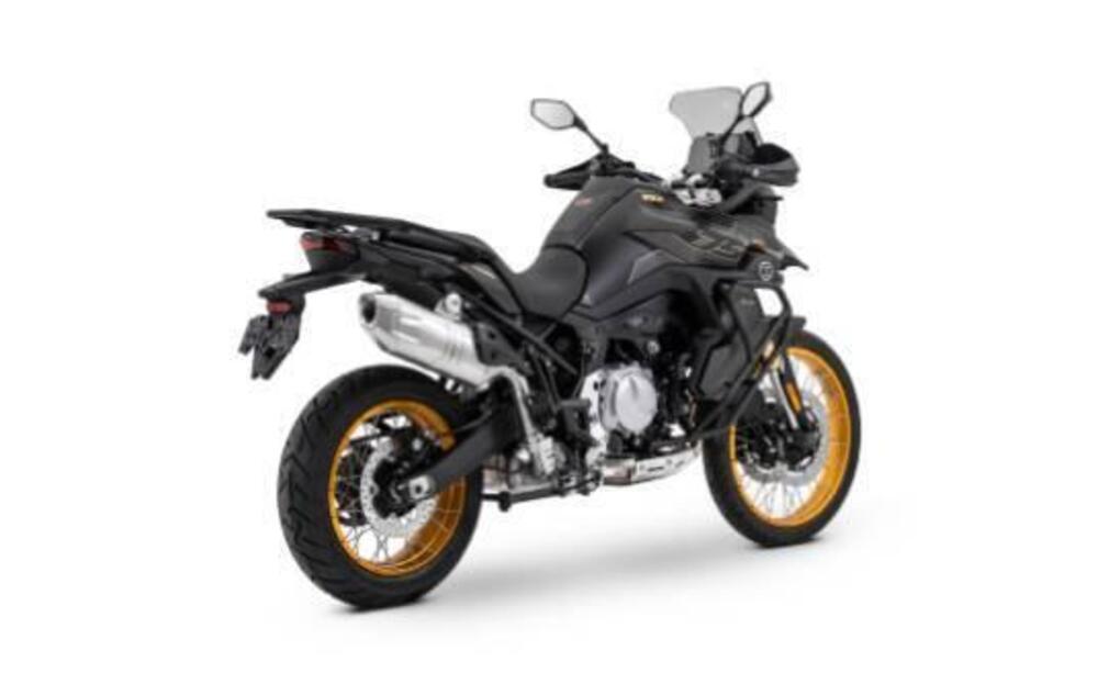 Voge Valico 900DSX (2024 - 25) (13)