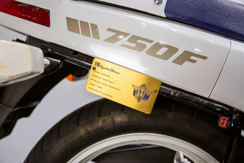 Honda VFR 750 F (1986 - 87) (18)