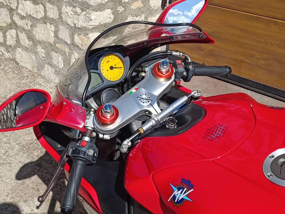 MV Agusta F4 750 S 1+1 (2000 - 02) (3)