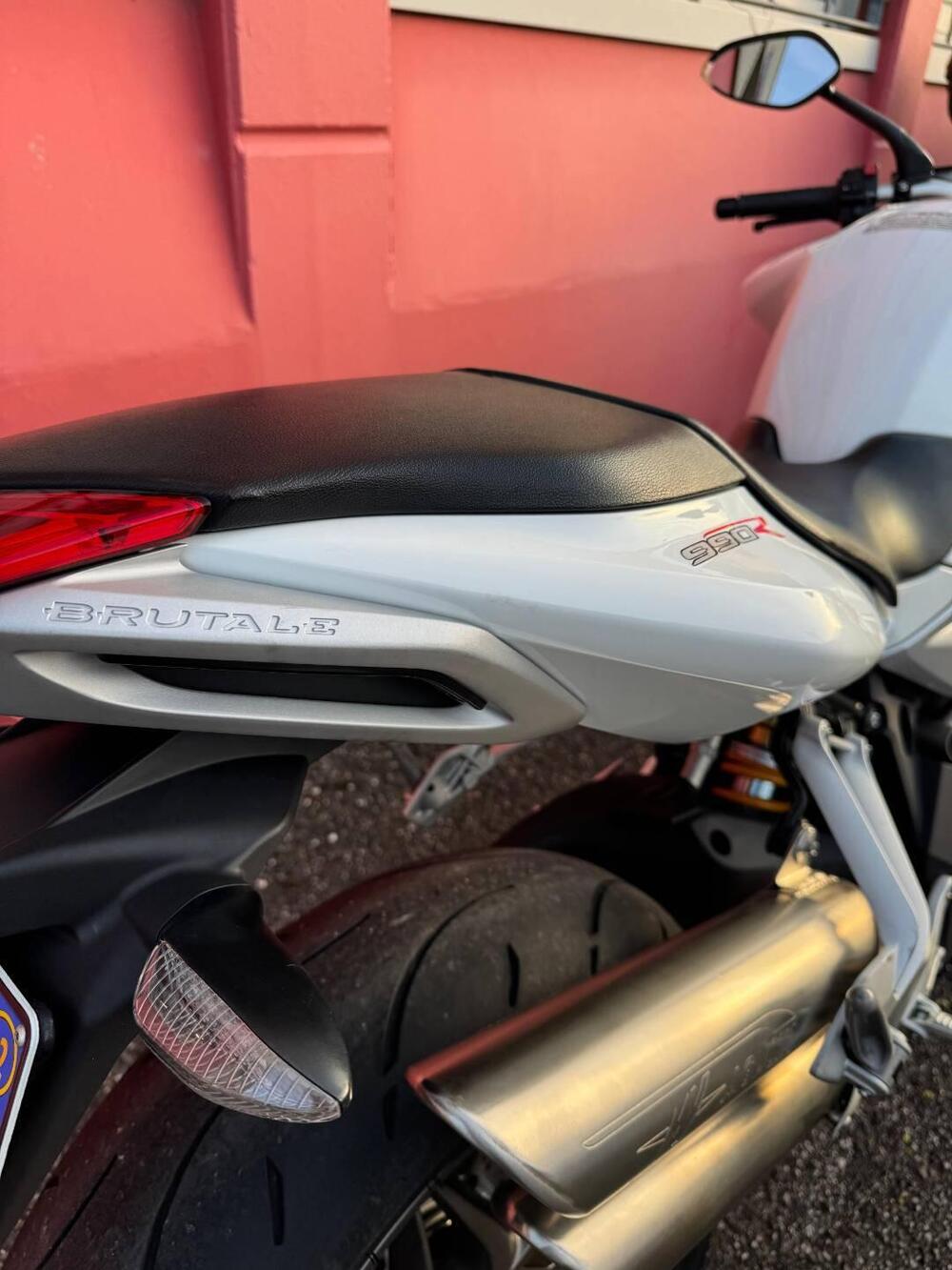 MV Agusta Brutale 990 R (2009 - 12) (3)