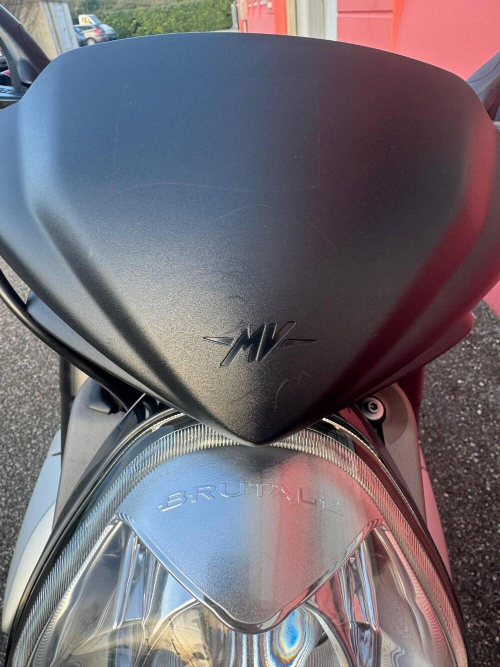 MV Agusta Brutale 990 R (2009 - 12) (10)