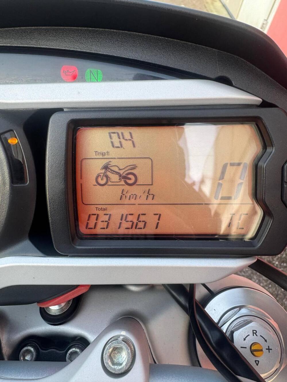 MV Agusta Brutale 990 R (2009 - 12) (17)