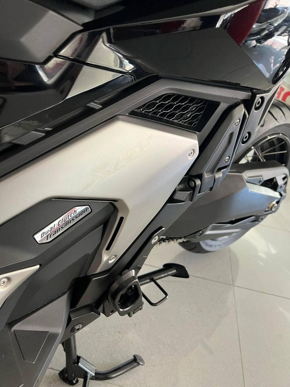 Honda X-ADV 750 DCT (2021 - 24) (8)