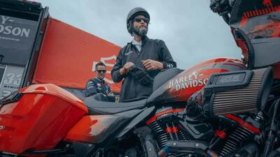 Keanu Reeves in sella ad una Harley da 110 mila dollari