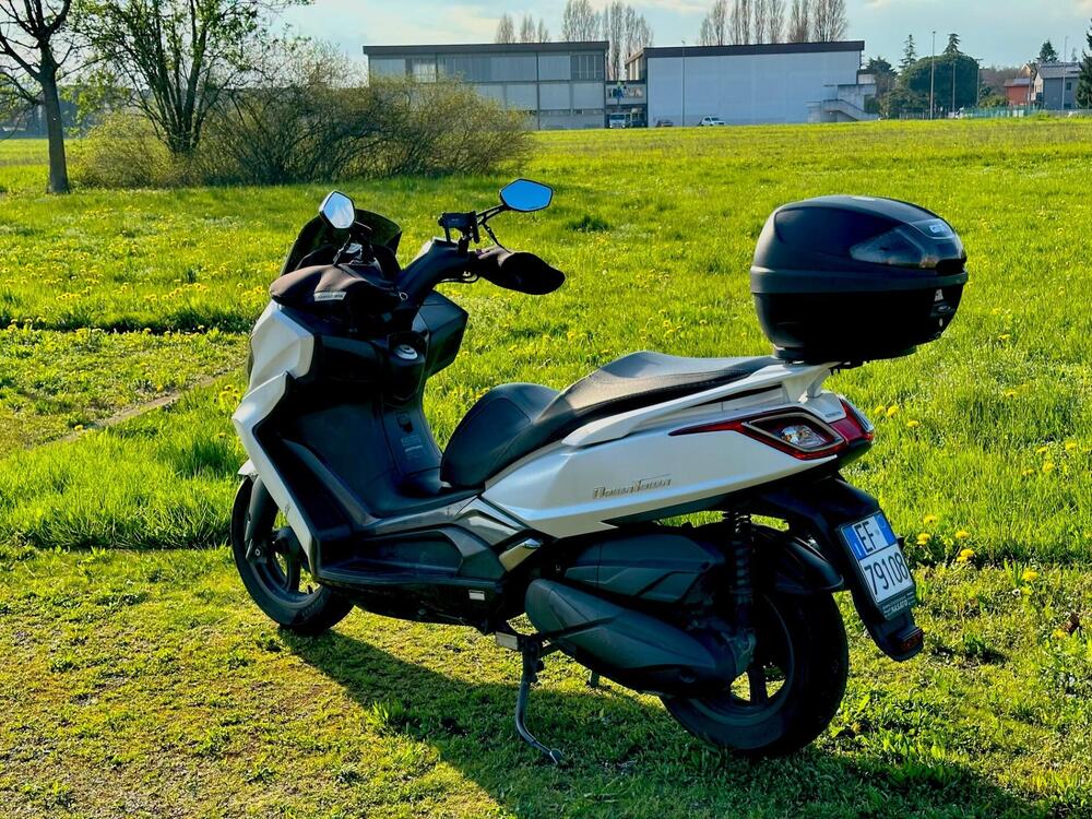 Kymco Downtown 350i ABS (2015 - 17) (4)