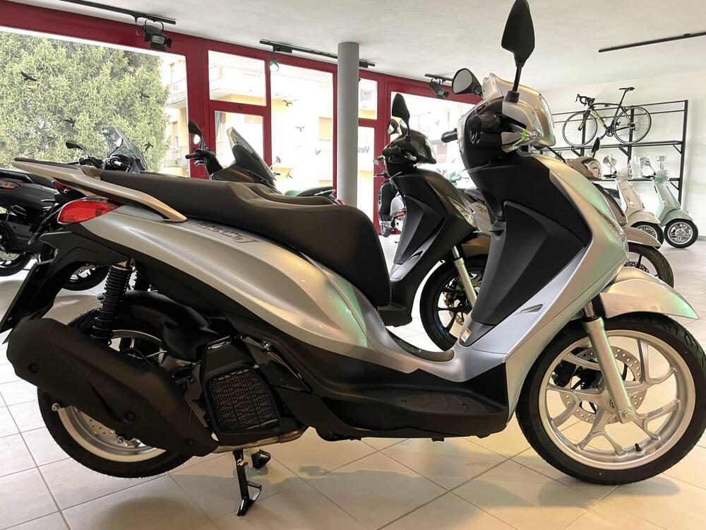 Piaggio Medley 125 (2025) (2)