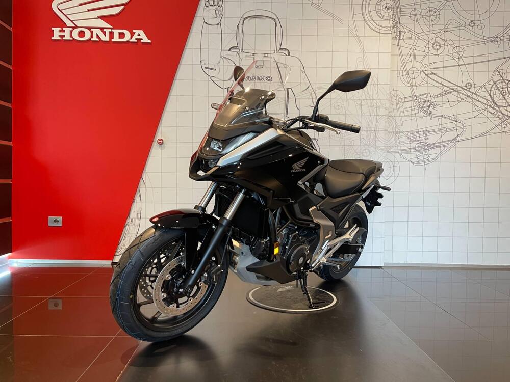Honda NC 750 X (2025) (4)