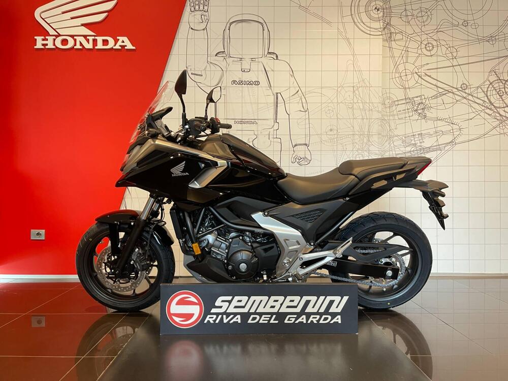 Honda NC 750 X (2025) (5)