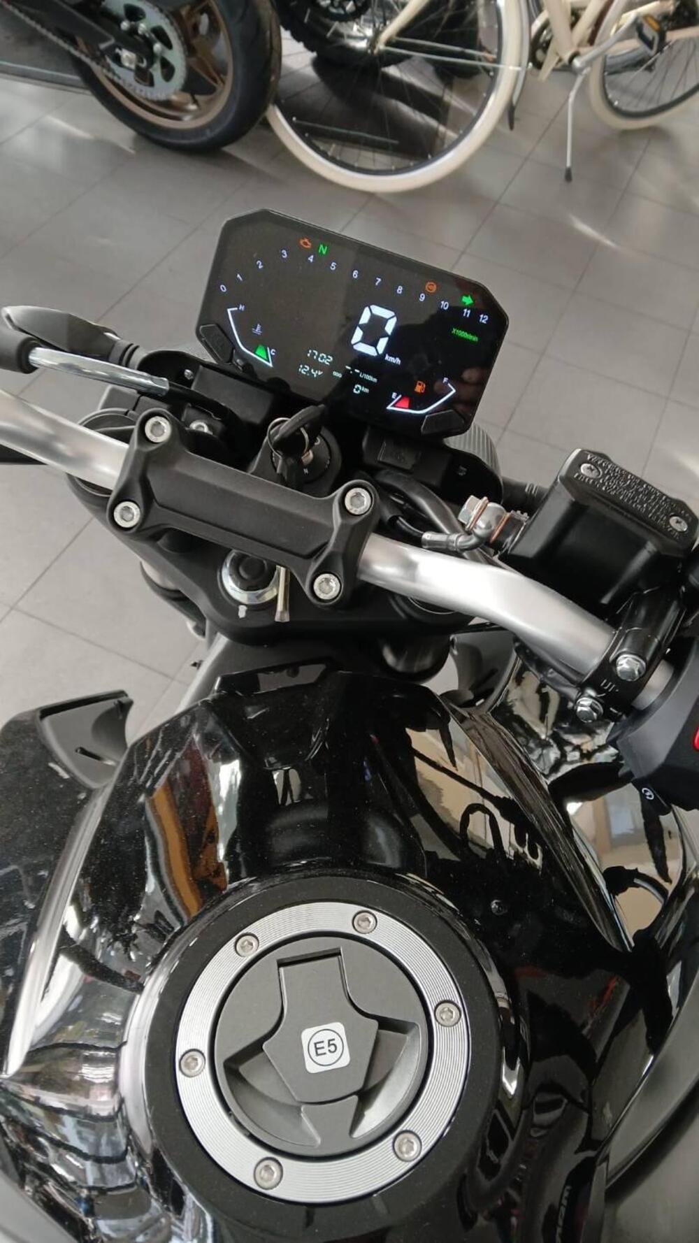 Voge Brivido 125R (2023 - 25) (4)