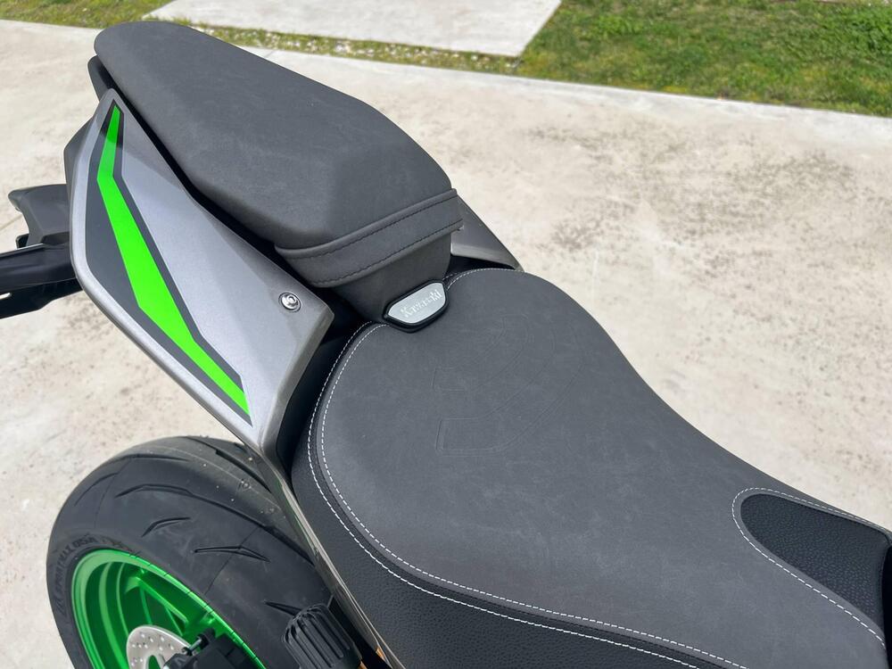 Kawasaki Z 900 SE (2025 - 26) (4)