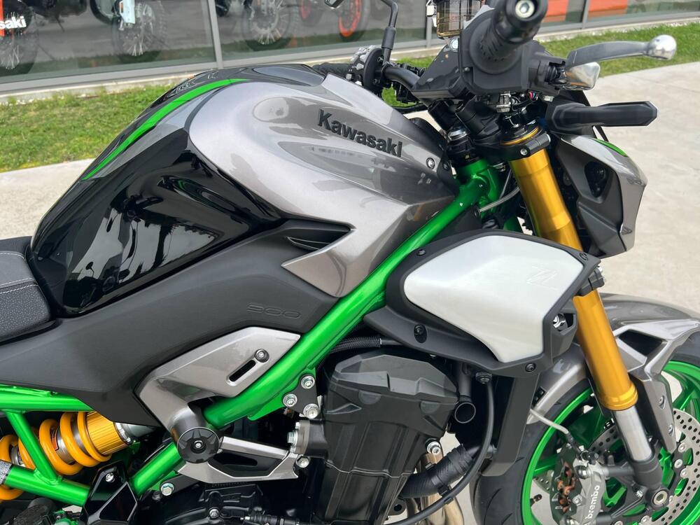 Kawasaki Z 900 SE (2025 - 26) (6)