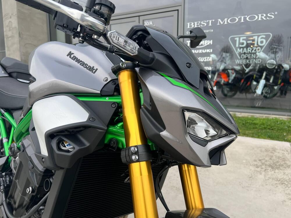 Kawasaki Z 900 SE (2025 - 26) (9)