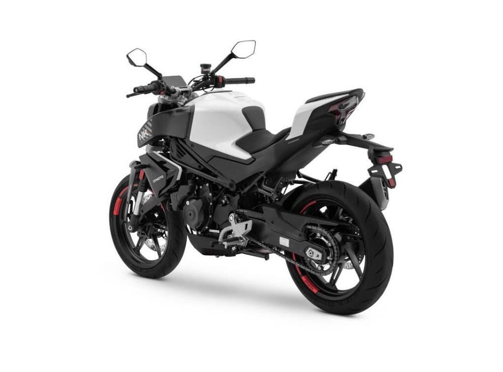 CFMOTO 450NK (2023 - 26) (8)