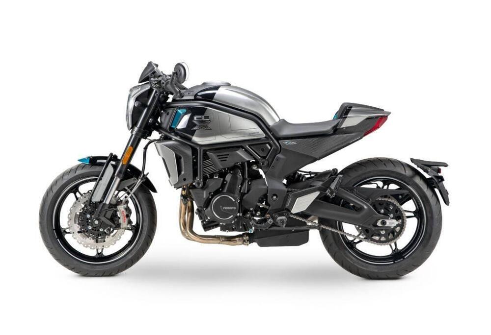 CFMOTO 700CL-X Sport (2022 - 25) (6)