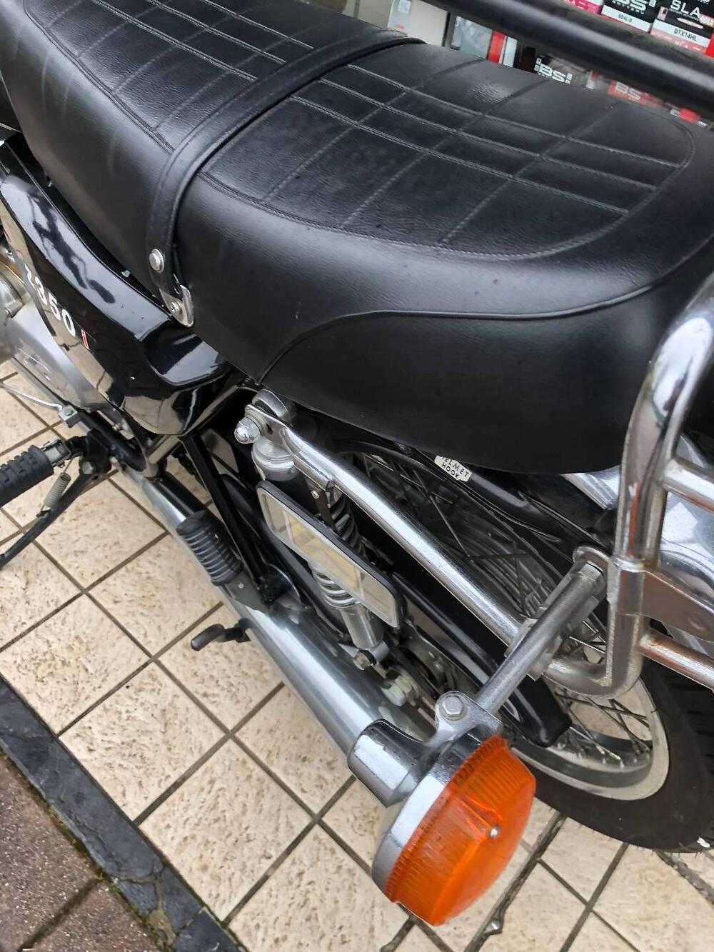 Kawasaki Z 350 I (8)