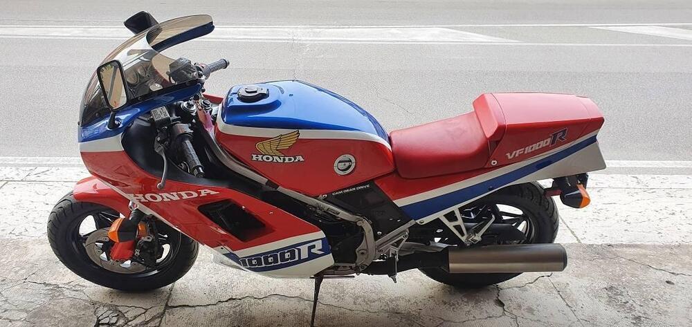 Honda VF 1000 R