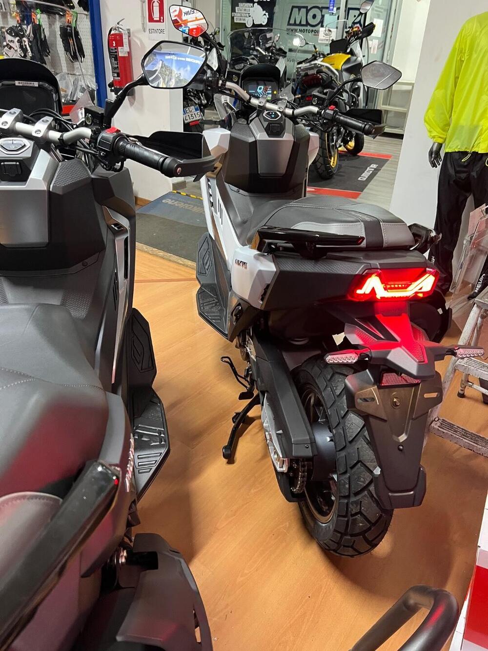 Sym ADXTG 400 (2025) (8)