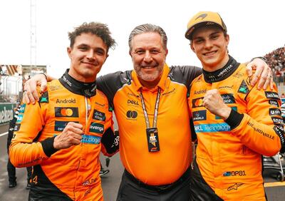 F1. GP Cina, dominio McLaren su Russell, Piastri: Voglio lottare per il titolo. Problemi per Norris