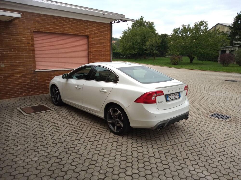 Volvo S60 usata a Lecco (2)