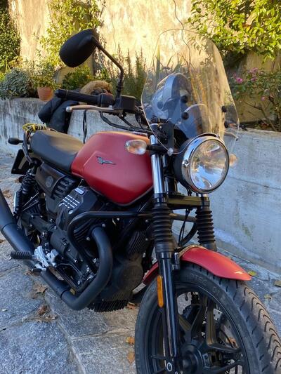 Moto Guzzi V7 III Stone (2017 - 20) usata