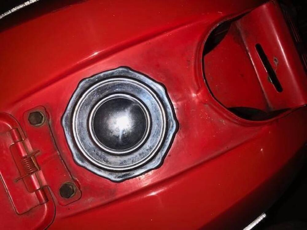 Moto Guzzi V35 II (9)