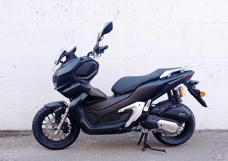 Alien Motors Newton 125 Newton 125 (2025) (5)