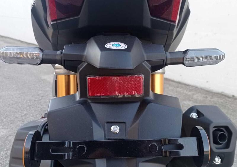 Alien Motors Newton 125 Newton 125 (2025) (14)