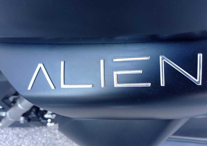 Alien Motors Newton 125 Newton 125 (2025) (18)